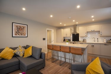2 bed flat, Hereford Road, Southsea, Portsmouth, PO52DH - Image 1